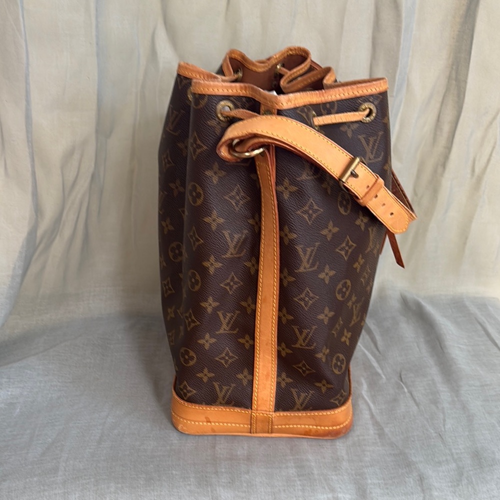 Louis Vuitton Black and Brown Monogram Bucket Bag